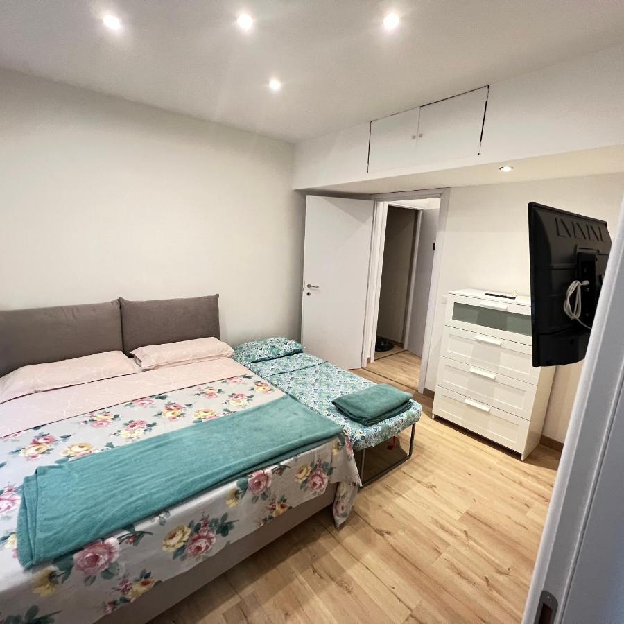 Alla Scalinata Del Teatro Rossetti Confort Suites Parcheggio ตรีเอสเต ภายนอก รูปภาพ