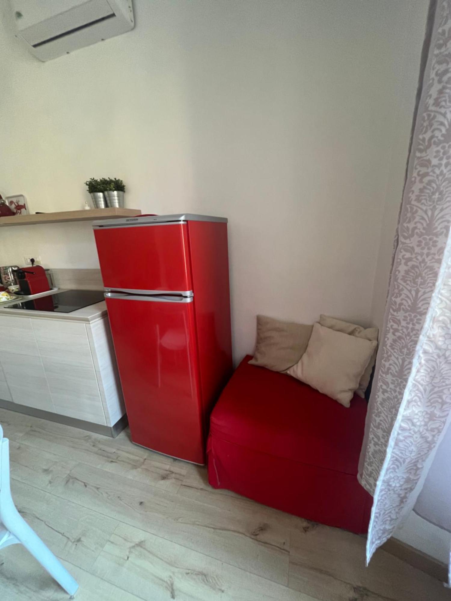 Alla Scalinata Del Teatro Rossetti Confort Suites Parcheggio ตรีเอสเต ภายนอก รูปภาพ